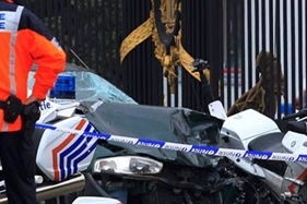 самовбивця протаранила конвой поліцейських у бельгії